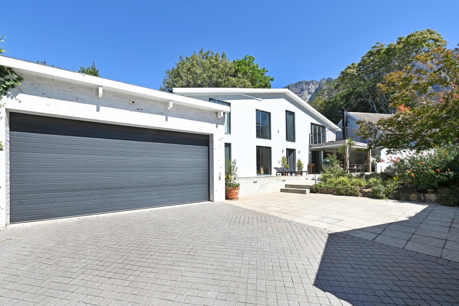 To Let 4 Bedroom Property for Rent in Newlands Western Cape